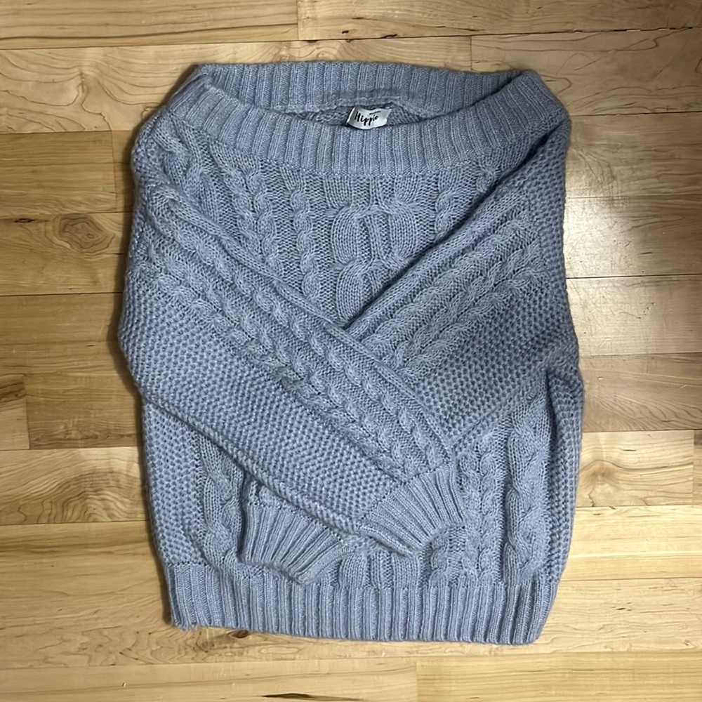 Periwinkle chunky sweater 
Military Hippie brand